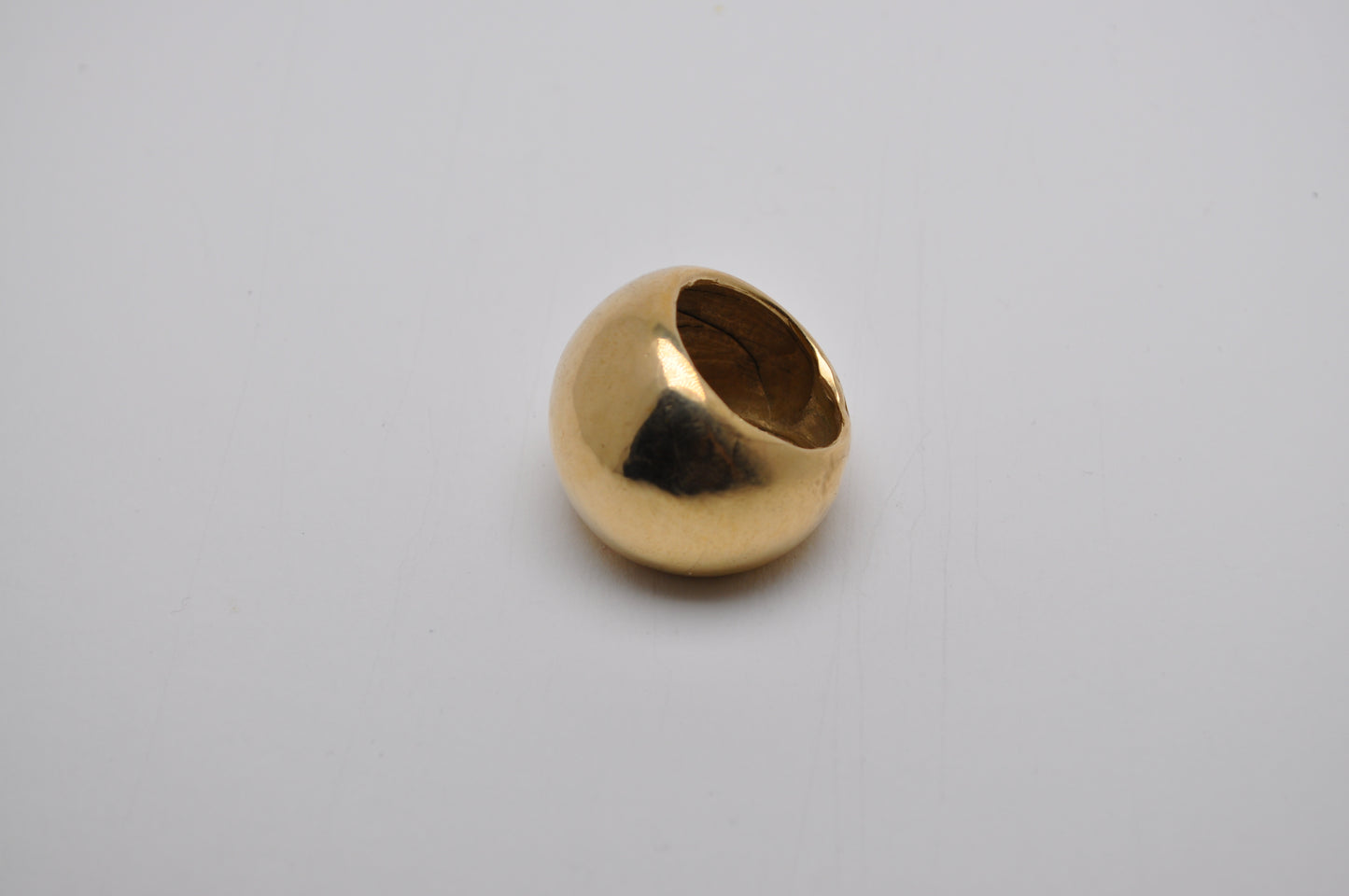 Globe ring