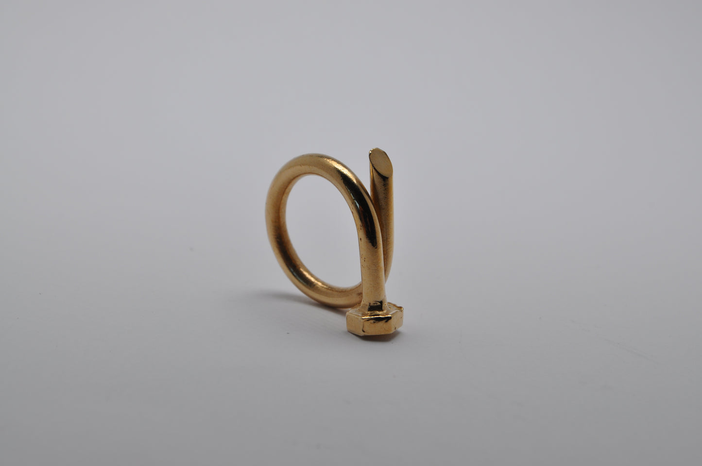 Rotten nail ring