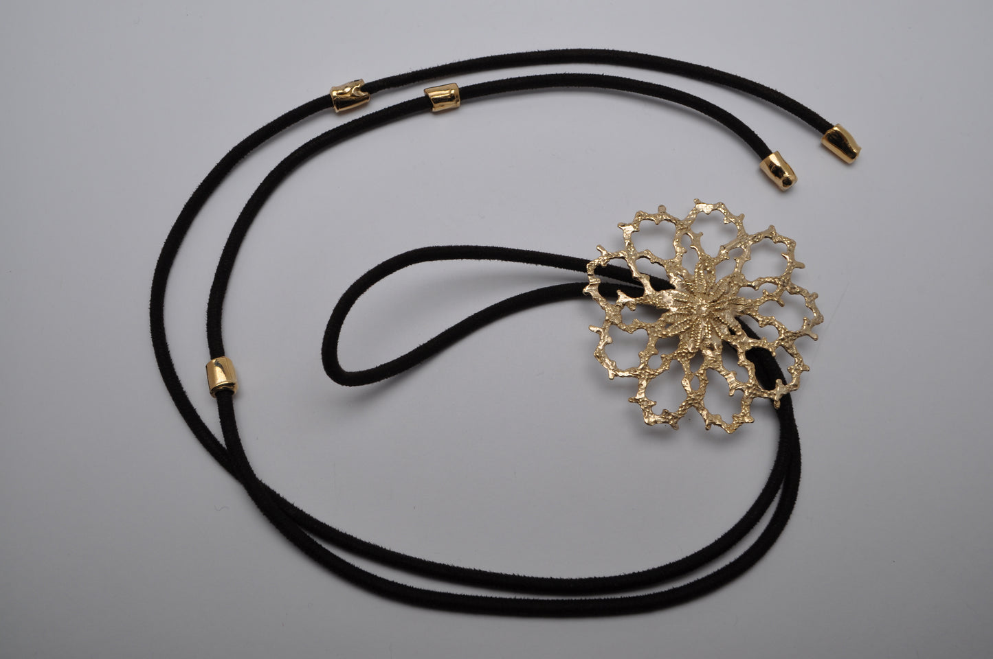 Bolo tie - magnolia