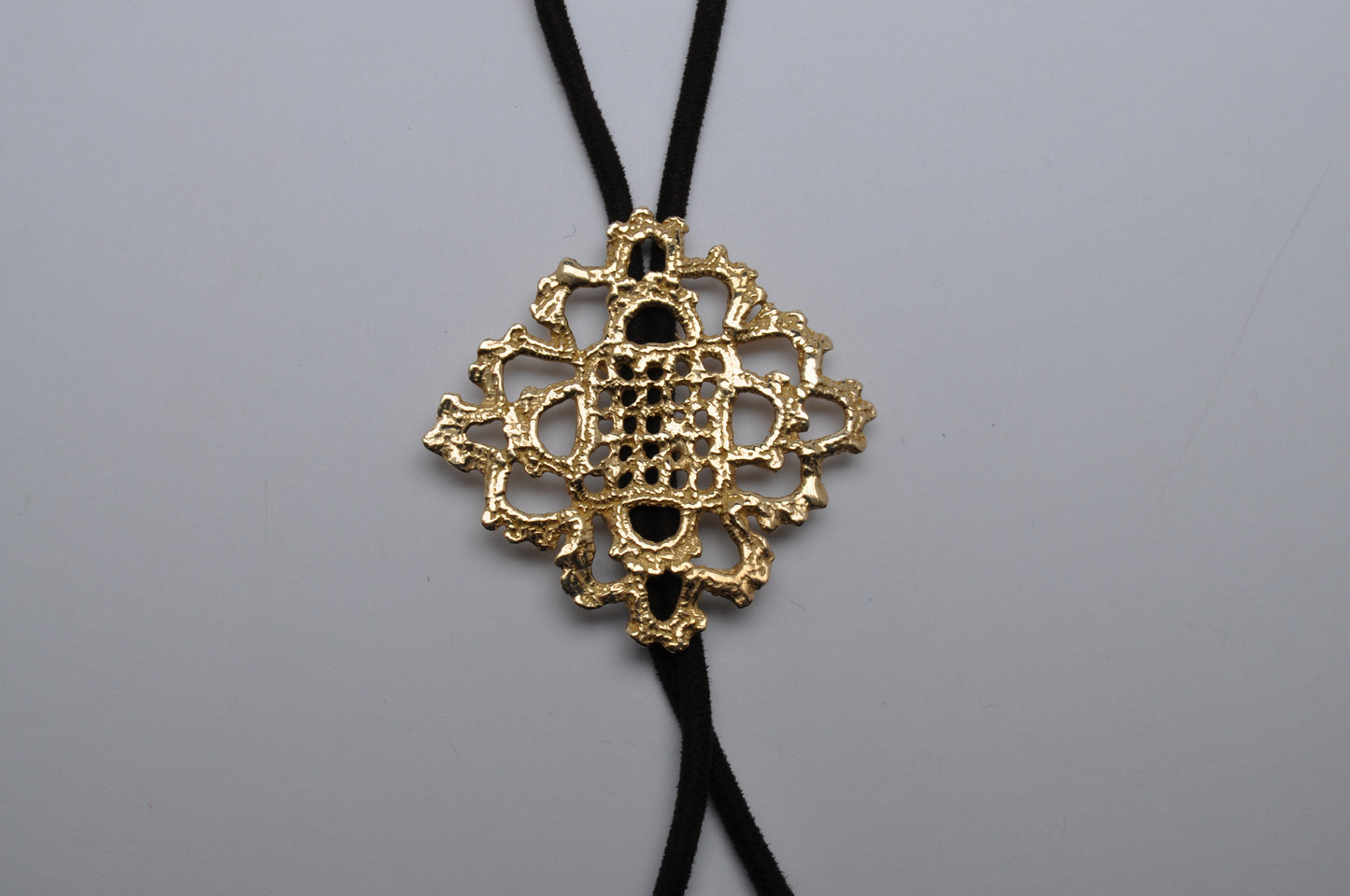 Bolo tie - diagonal Notting Hill