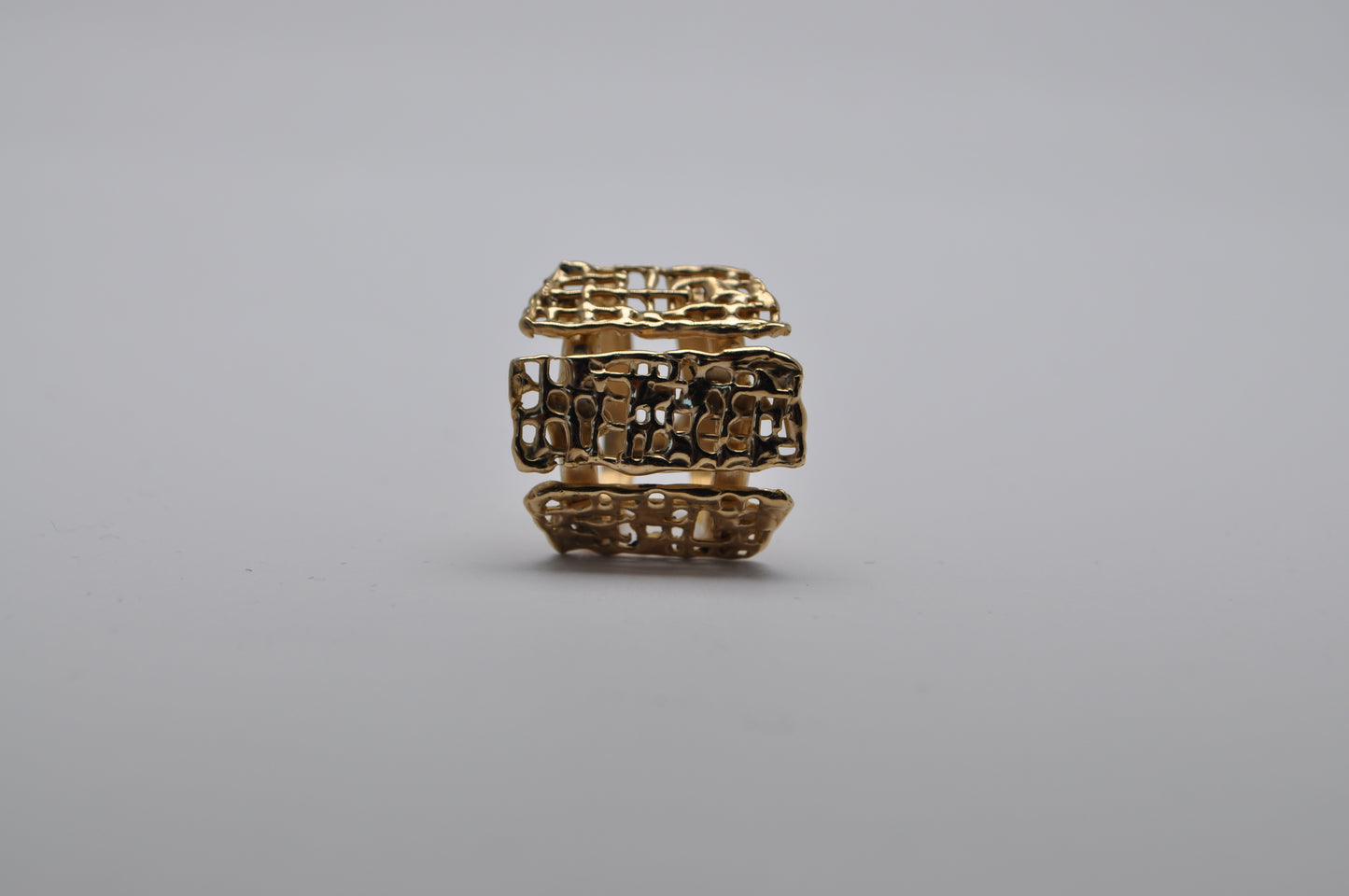 Triple waffle ring