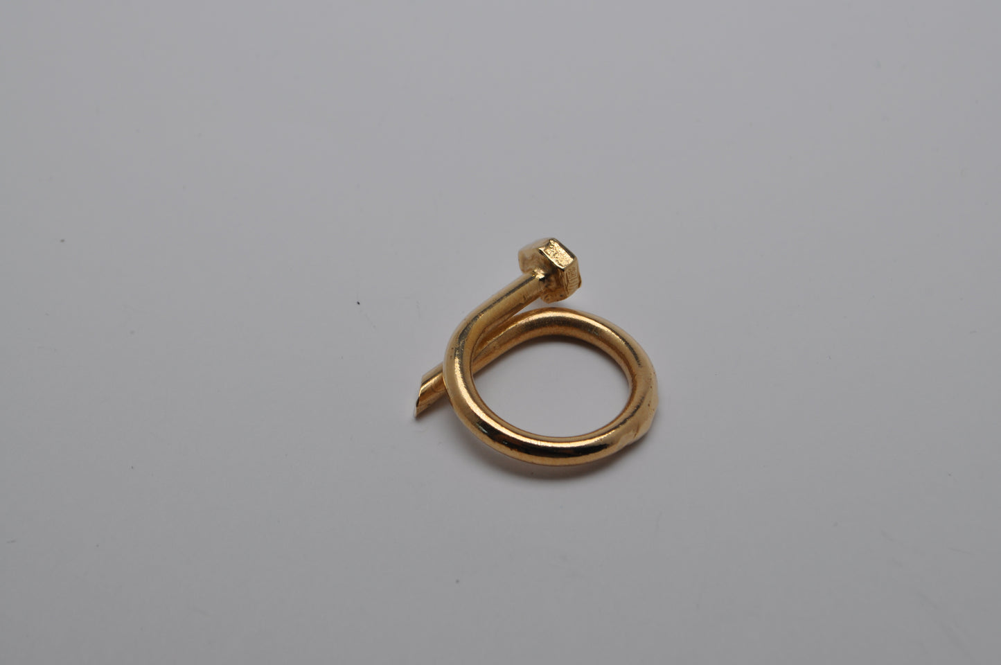 Rotten nail ring