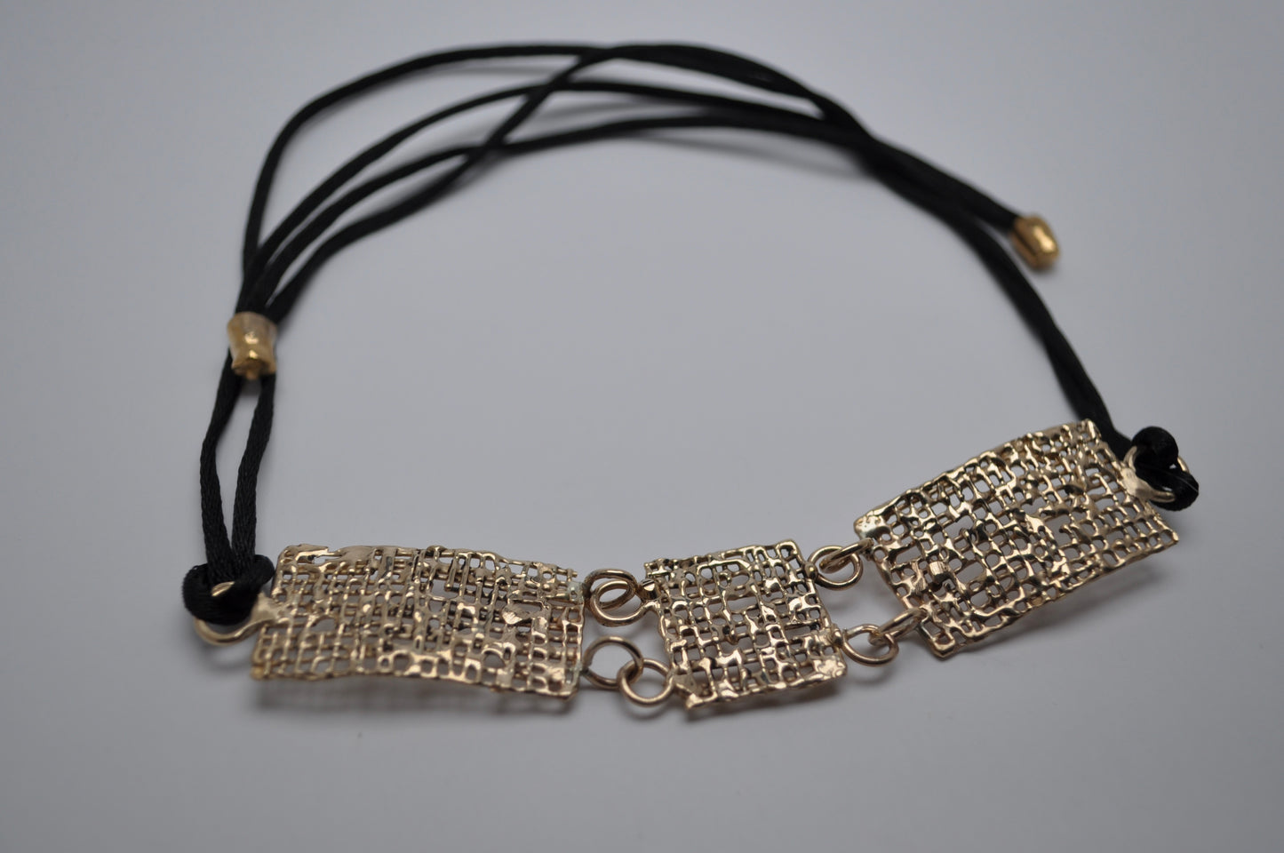 Tripple waffle choker
