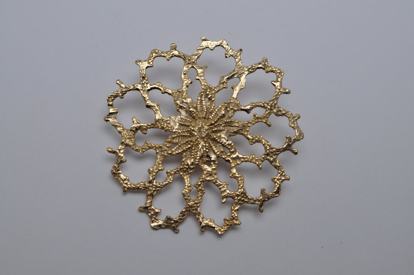Bolo tie - magnolia