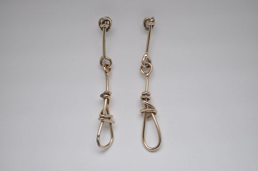 Knot an earring