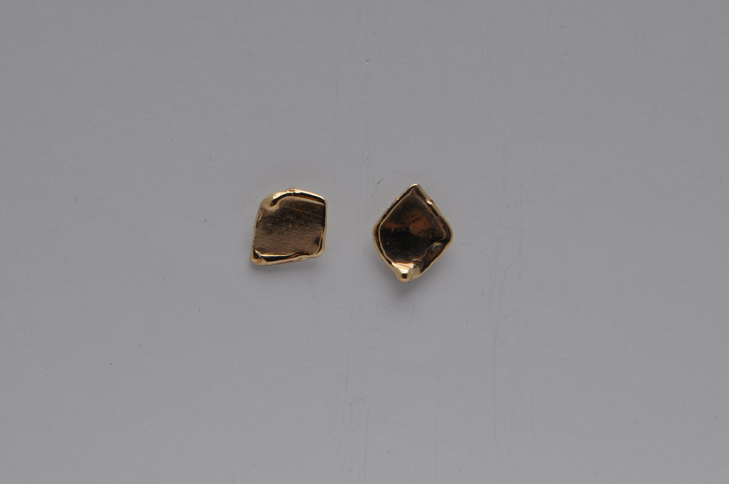Mini puzzle earrings