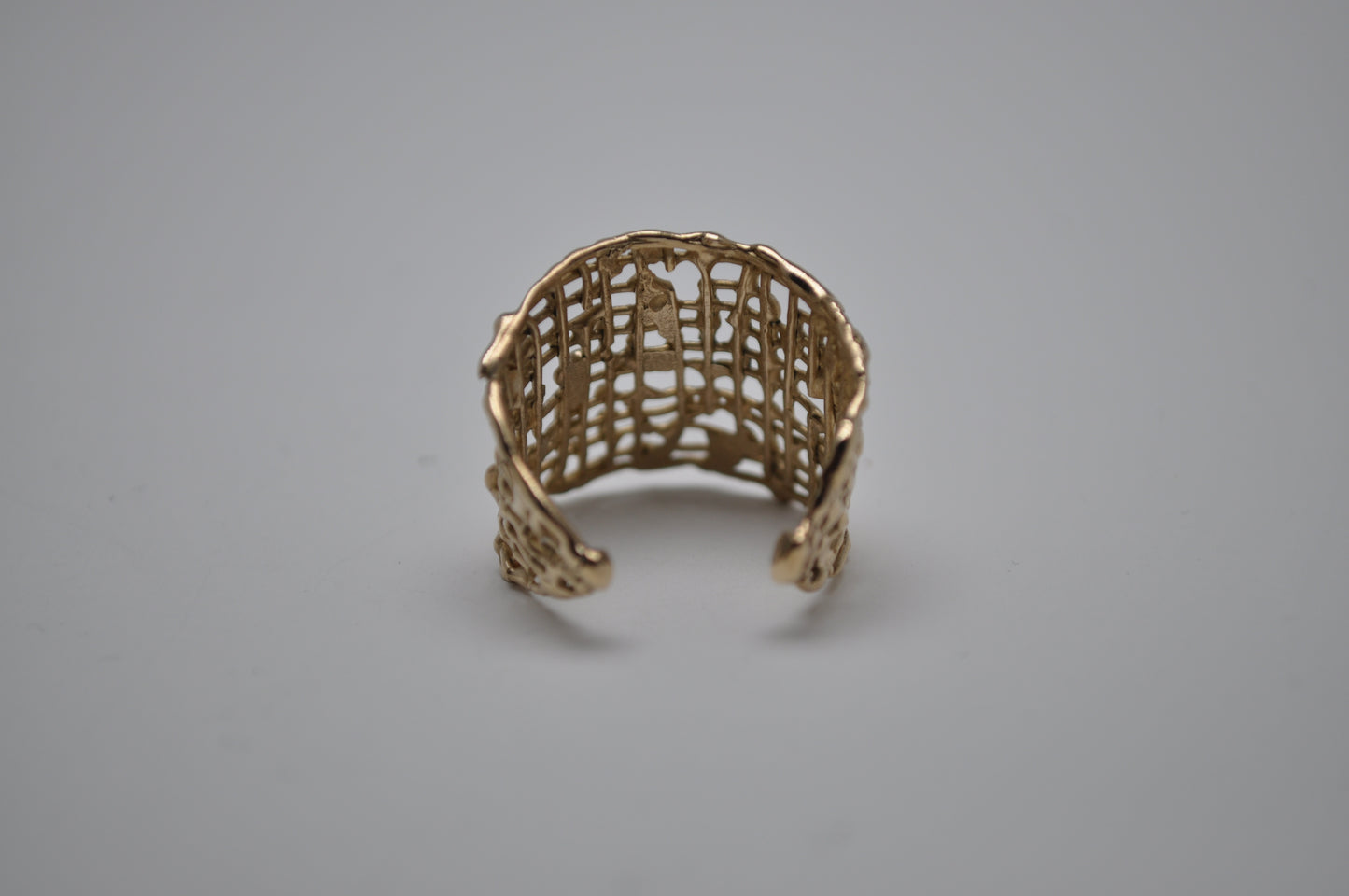 Waffle band ring