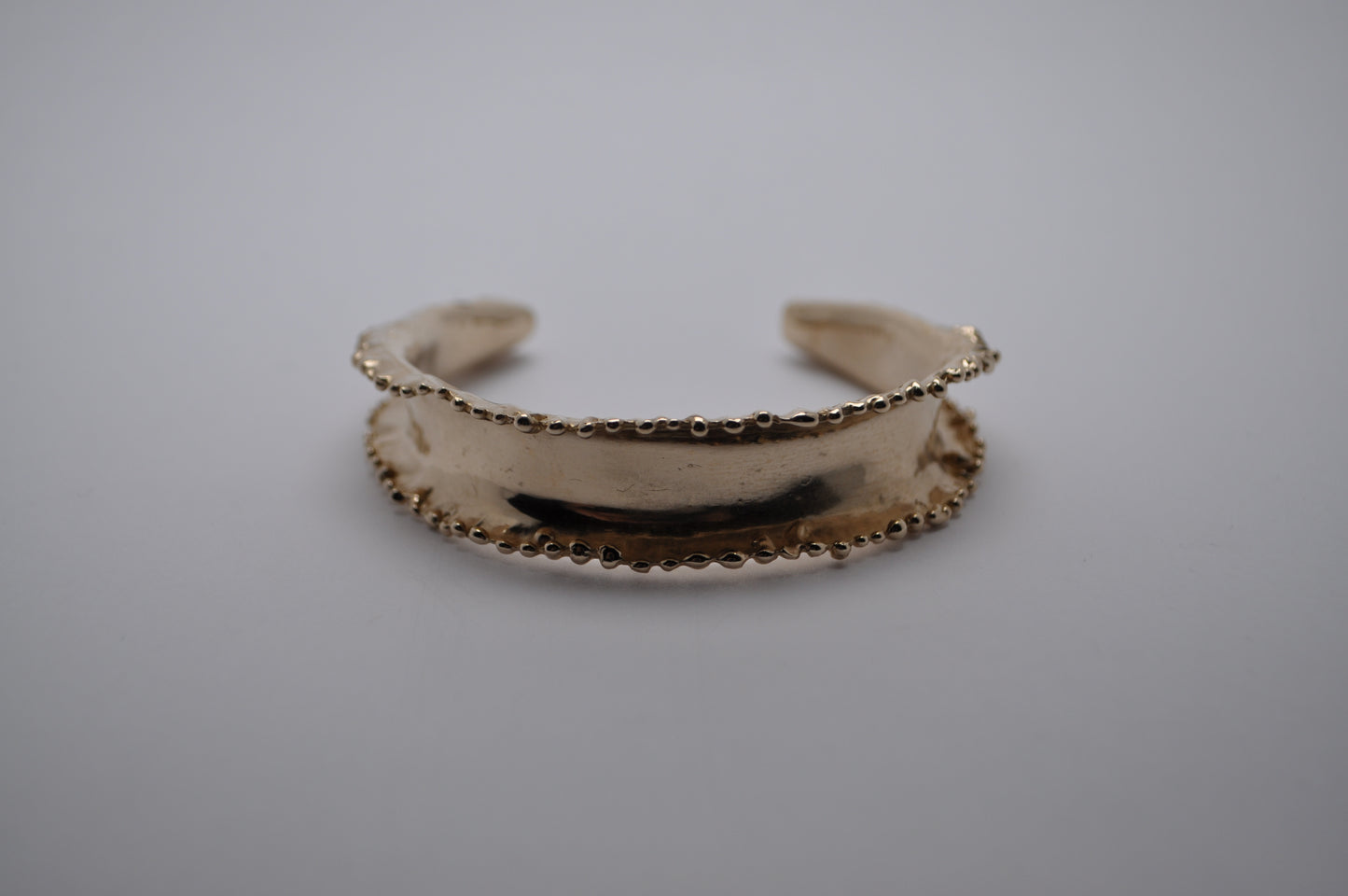 Tire bracelet