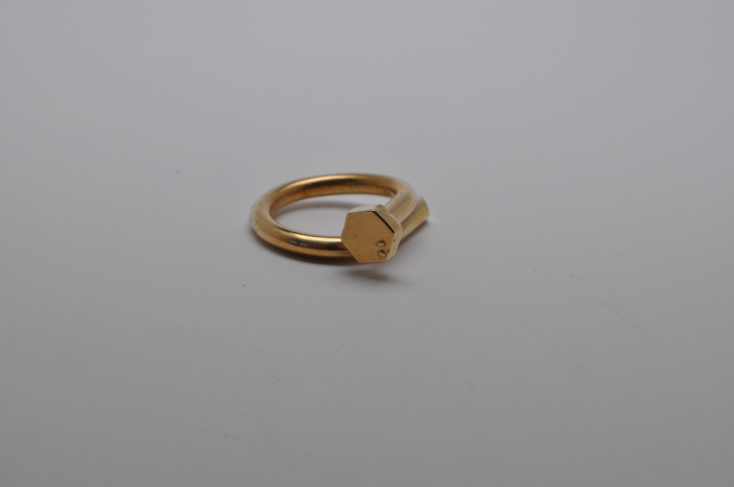Rotten nail ring