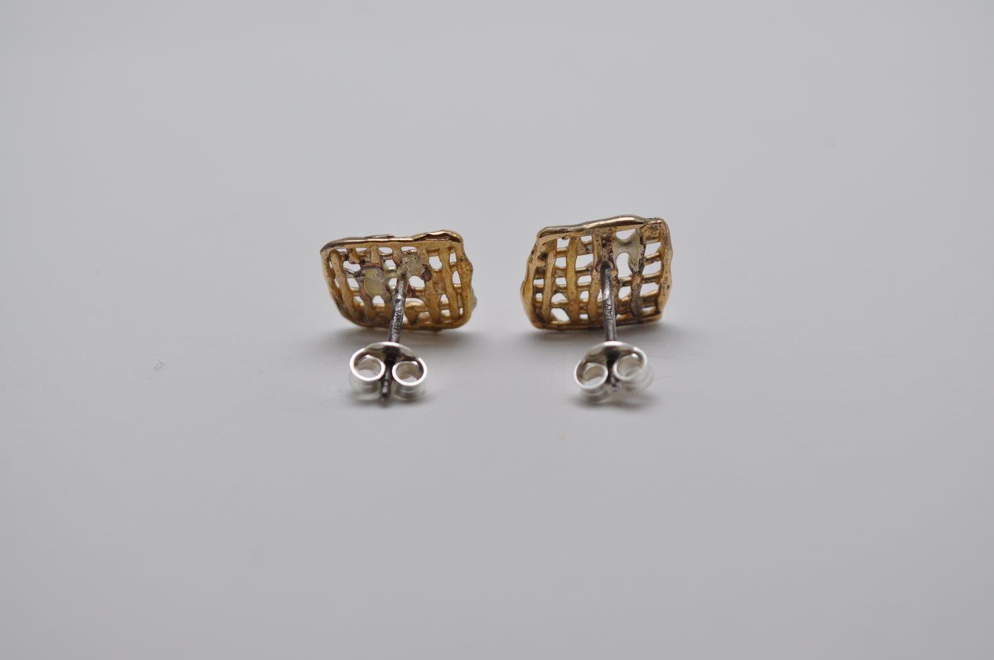 Mini waffle earrings