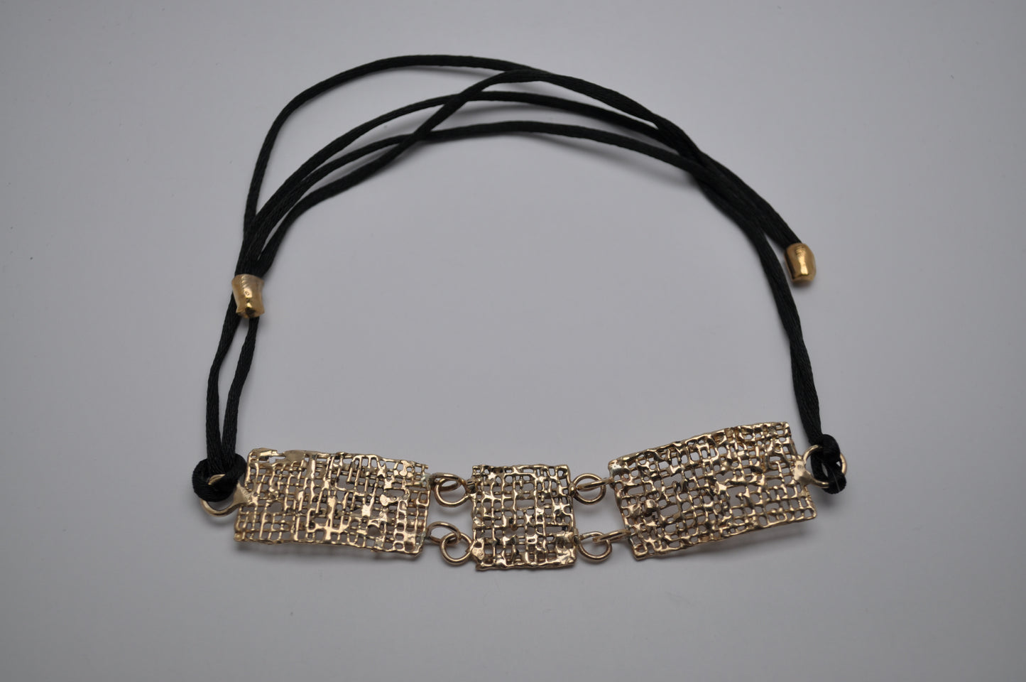 Tripple waffle choker