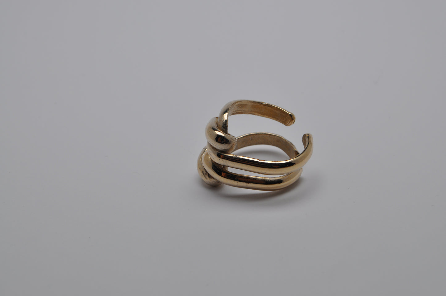 Knot a ring