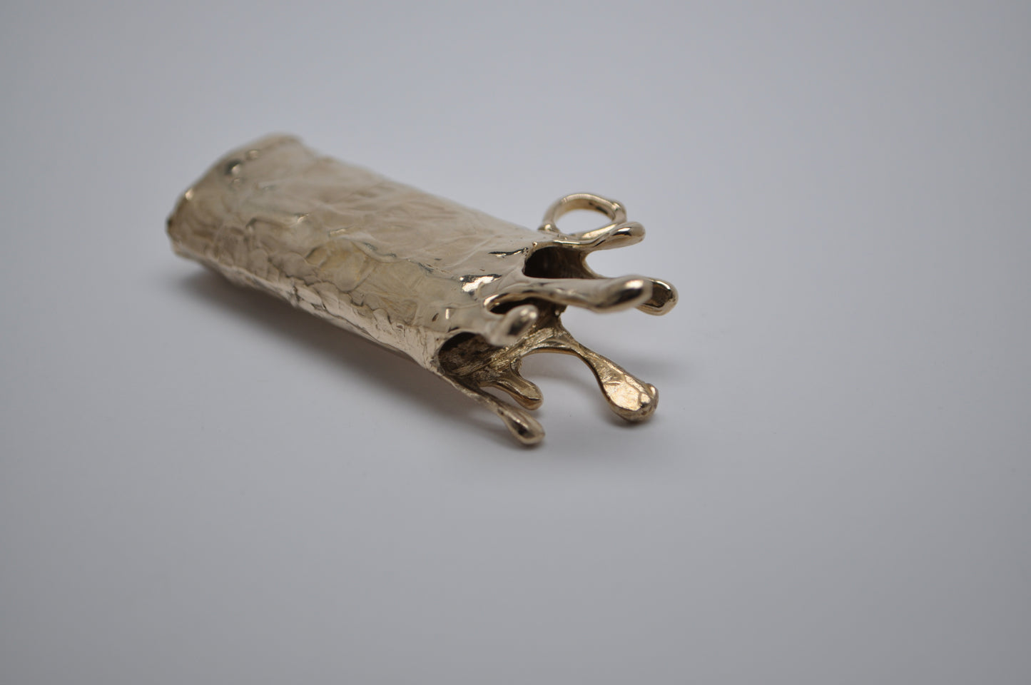Lighter case (drops)
