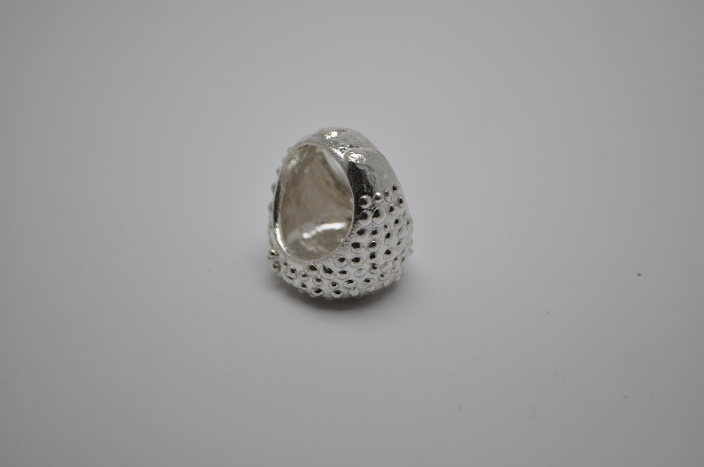 Drops ring