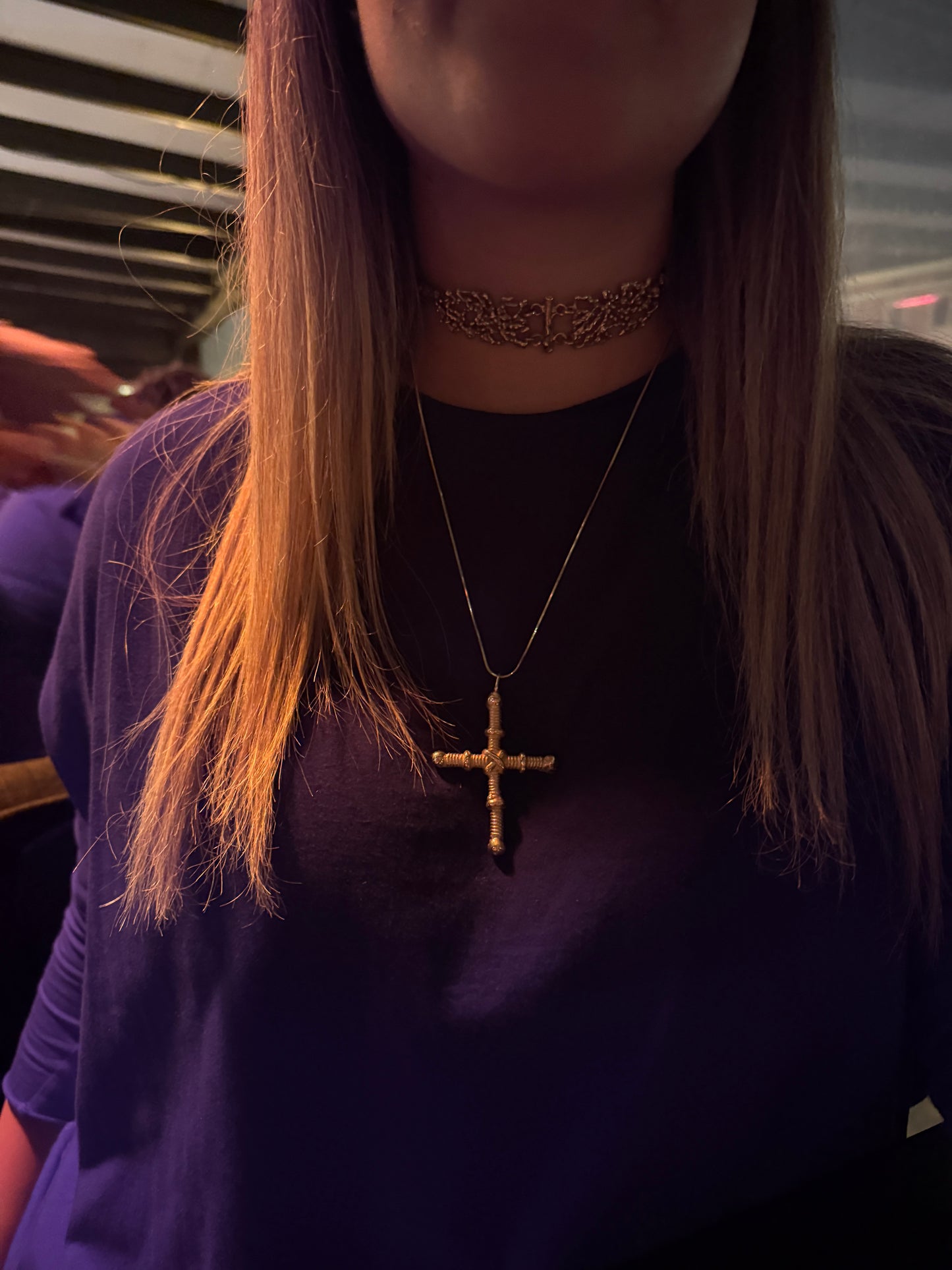 Chained fiorile choker