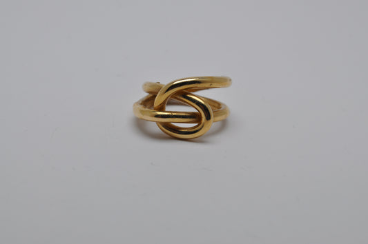 Infinite ring