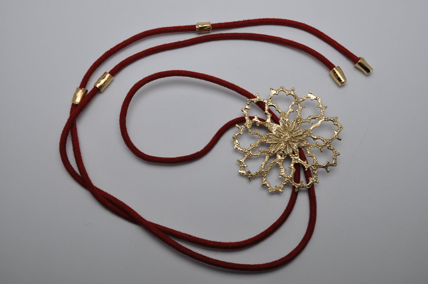 Bolo tie - magnolia
